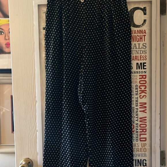 Three piece, women’s Anne Klein sequin suit - Picture 3 of 3